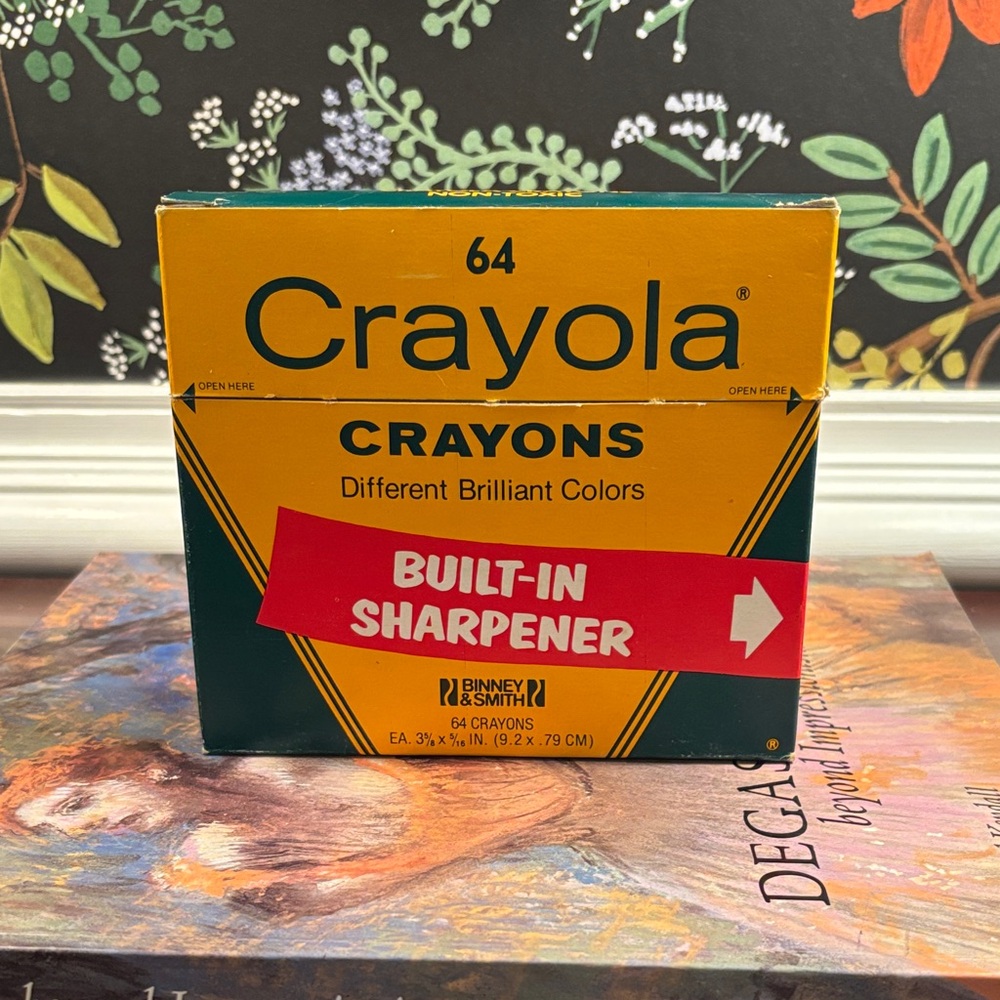 Vintage Crayon 64-Count Crayons Box – Yellow & Dark Green Built in Sharpener - Picture 1 of 14